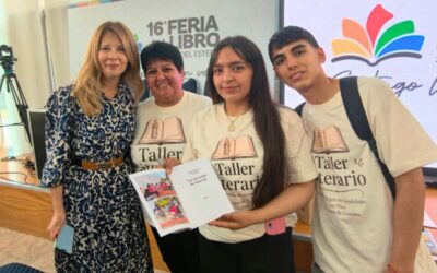 Jóvenes del taller literario de la Parroquia de Lourdes compartieron su experiencia en la 16ª Feria del Libro